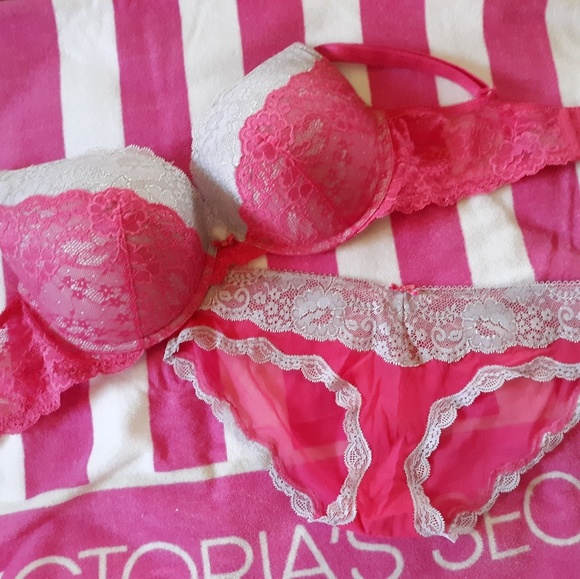 36DD VS Dream Angel's Plunge Bra & matching Bikini - Picture 1 of 8